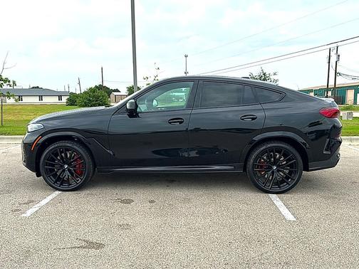 Black Sapphire Metallic 2027 BMW X6 M60i