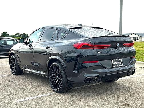 Black Sapphire Metallic 2027 BMW X6 M60i