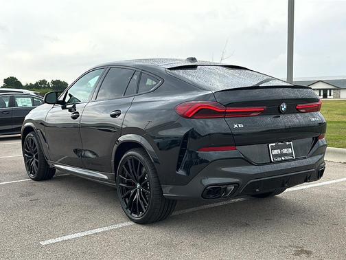Black Sapphire Metallic 2027 BMW X6 M60i