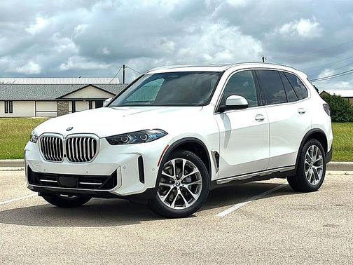 Alpine White 2026 BMW X5 sDrive40i