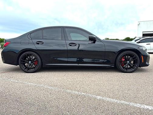 Black Sapphire Metallic 2023 BMW 330