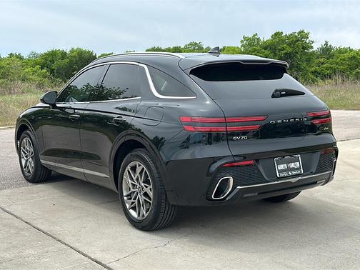 2025 Genesis GV70 2.5T AWD