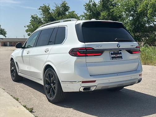 2026 BMW X7 xDrive40i