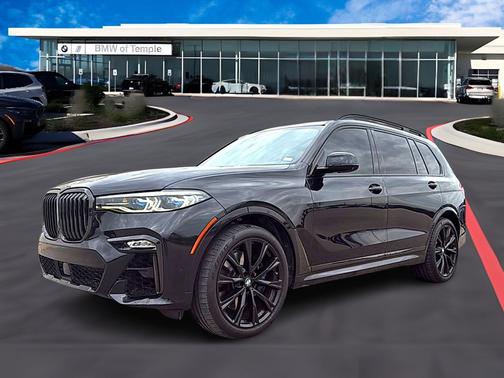 2021 BMW X7 M50i