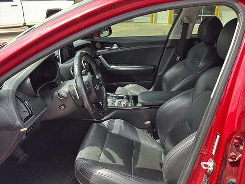 2019 Kia Stinger Premium