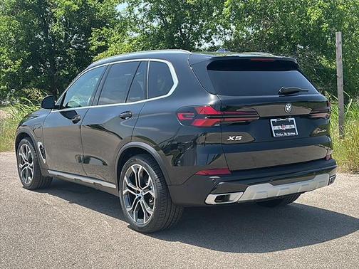 2026 BMW X5 PHEV xDrive50e