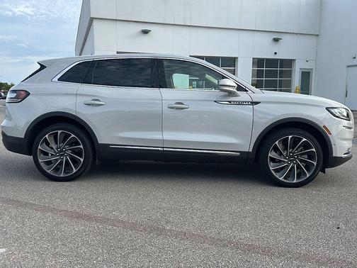 2023 Lincoln Nautilus Reserve