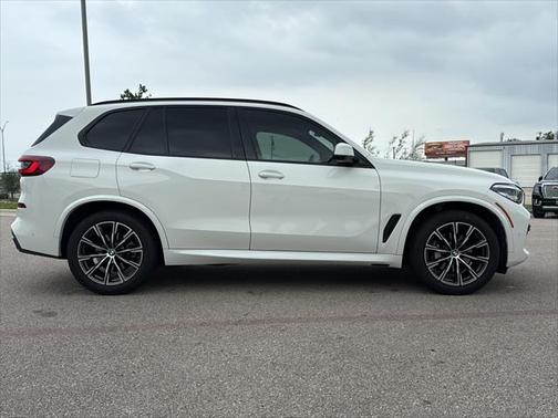 2022 BMW X5 sDrive40i