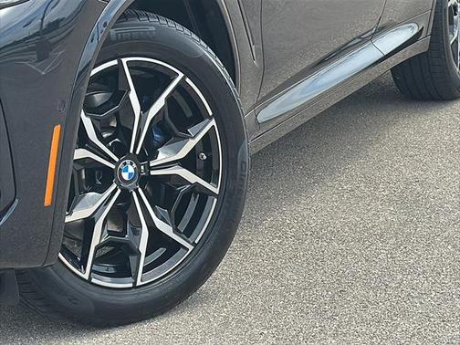 2024 BMW X3 M40i