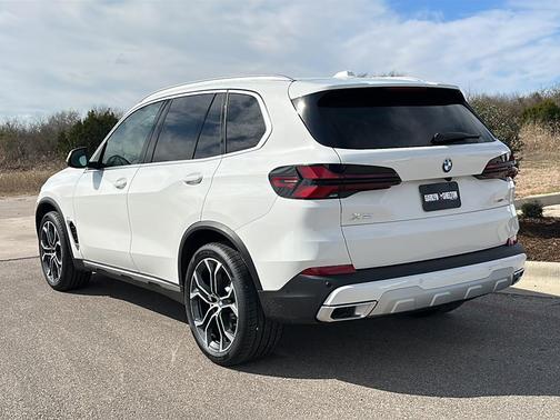 2026 BMW X5 sDrive40i