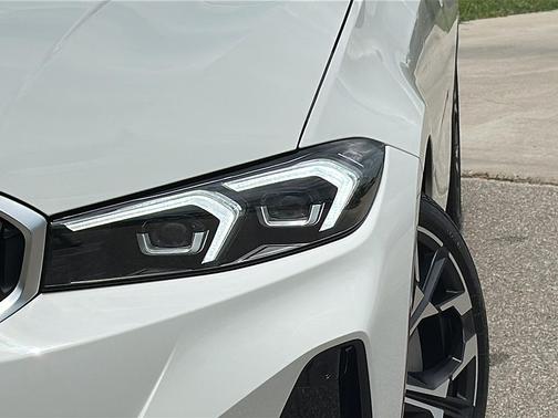 2025 BMW 330 i
