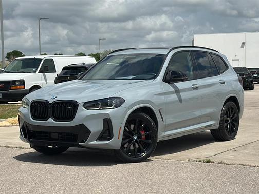 2024 BMW X3 M40i