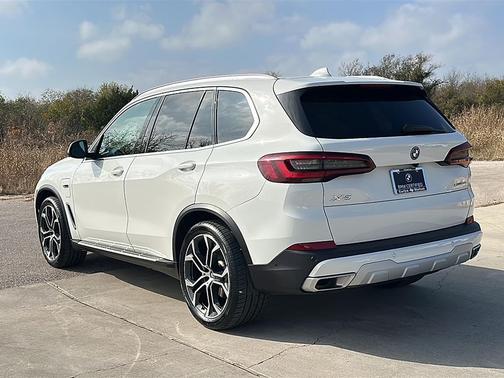 2023 BMW X5 PHEV xDrive45e