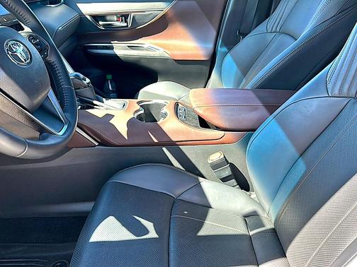 2024 Toyota Venza Limited