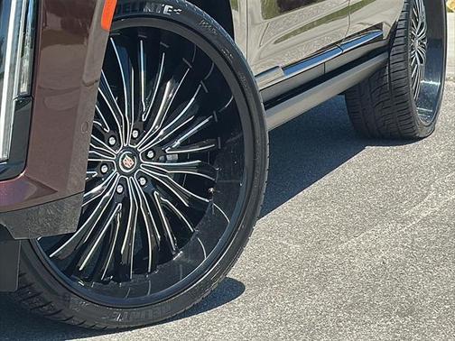 2023 Cadillac Escalade Sport