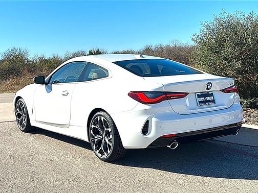 Alpine White 2026 BMW 430 i