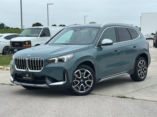 Cape York Green Metallic 2023 BMW X1 xDrive28i