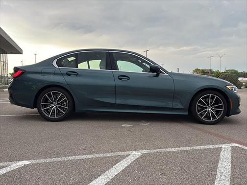 2021 BMW 330 i