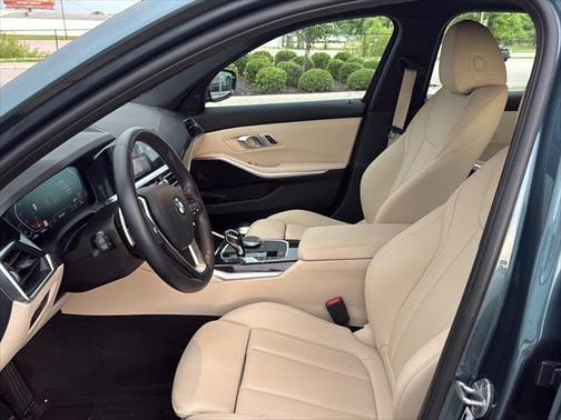 2021 BMW 330 i
