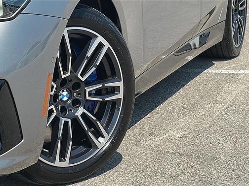 2025 BMW 540 i xDrive