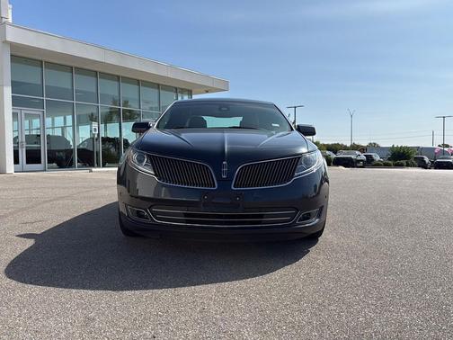 2013 Lincoln MKS Base