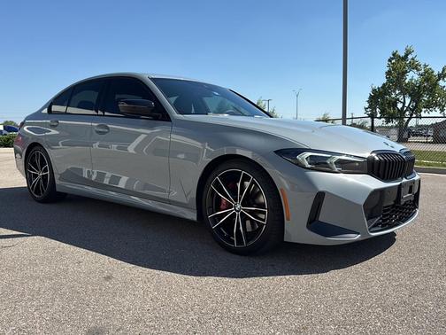 2023 BMW 330