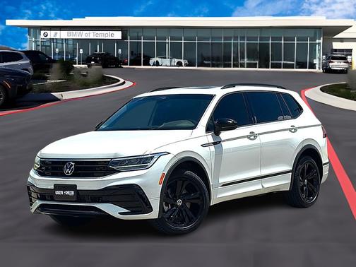 Opal White Pearl 2023 Volkswagen Tiguan 2.0T SE R-Line Black