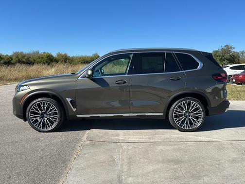 2026 BMW X5 sDrive40i