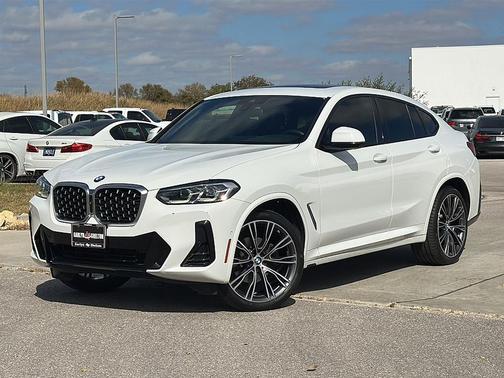 2022 BMW X4 xDrive30i