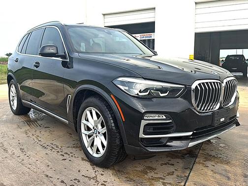 Jet Black 2021 BMW X5 sDrive40i