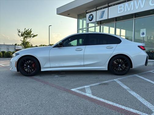 2023 BMW 330 i