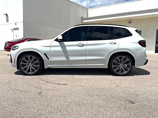 Alpine White 2024 BMW X3 sDrive30i