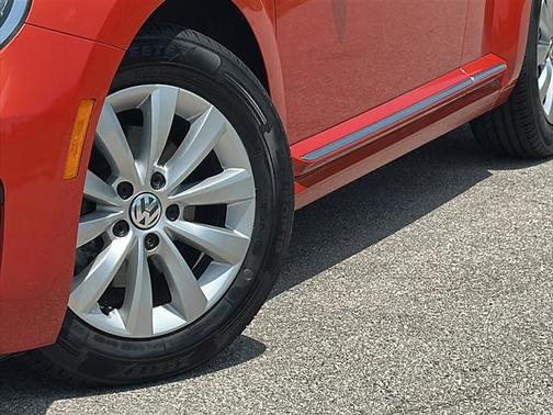 2019 Volkswagen Beetle 2.0T S