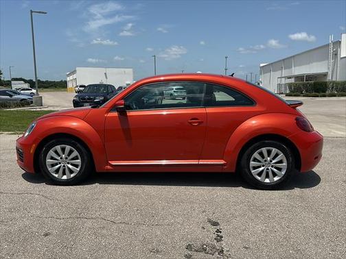 2019 Volkswagen Beetle 2.0T S