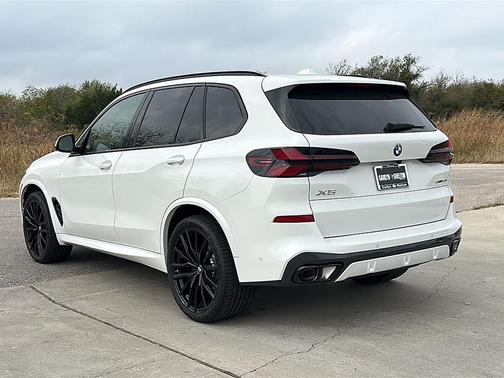 2026 BMW X5 sDrive40i