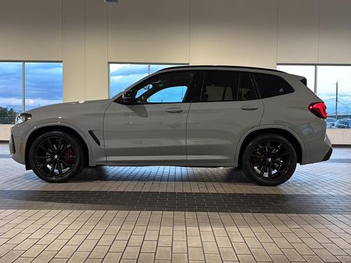 2024 BMW X3 M40i