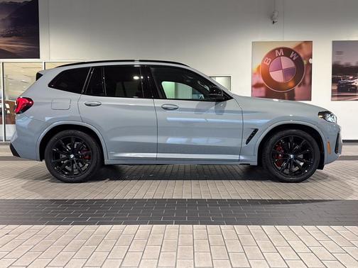 2024 BMW X3 M40i
