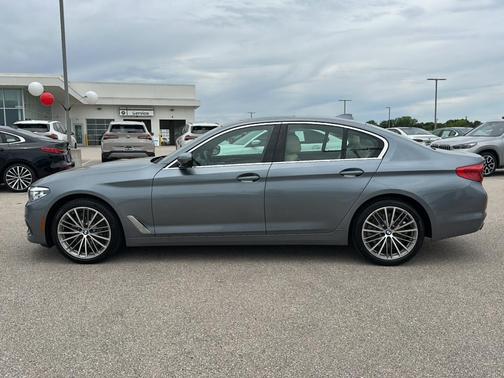 Bluestone Metallic 2020 BMW 540 xDrive