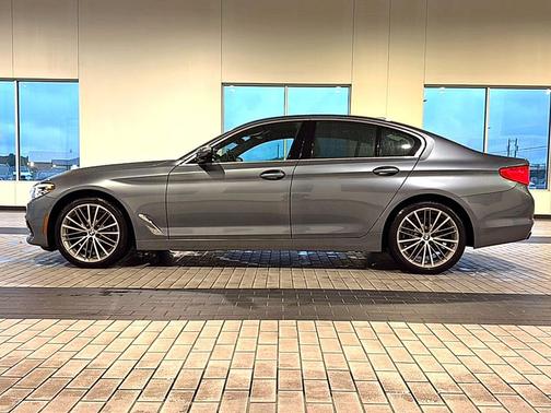 Bluestone Metallic 2020 BMW 540 xDrive