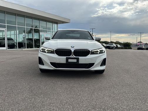 2023 BMW 330 xDrive