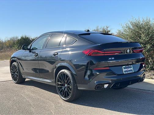 2026 BMW X6 xDrive40i