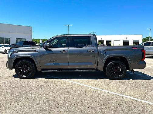 Magnetic Gray Metallic 2022 Toyota Tundra SR5