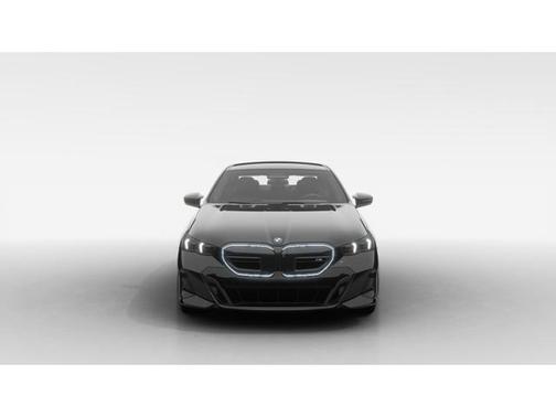 2025 BMW i5 M60