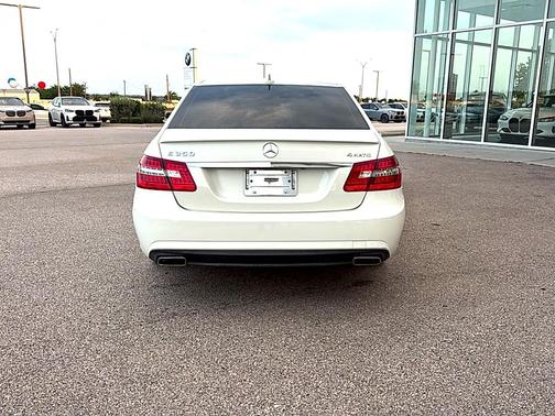Diamond White Metallic 2011 Mercedes-Benz E-Class 4MATIC