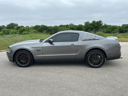 Sterling Gray Metallic 2011 Ford Mustang GT Premium