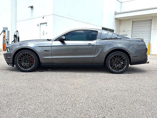 Sterling Gray Metallic 2011 Ford Mustang GT Premium