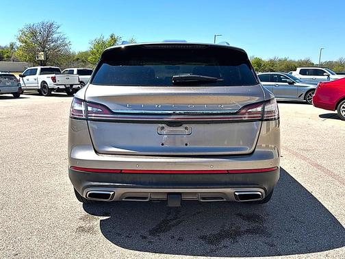 2021 Lincoln Nautilus Reserve