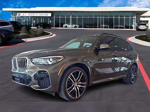 Manhattan Green Metallic 2023 BMW X5 sDrive40i