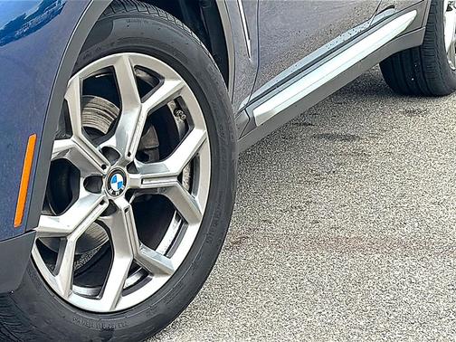 Phytonic Blue Metallic 2022 BMW X3 sDrive30i