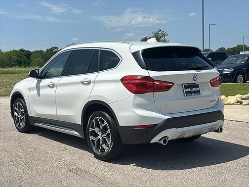 2021 BMW X1 sDrive28i